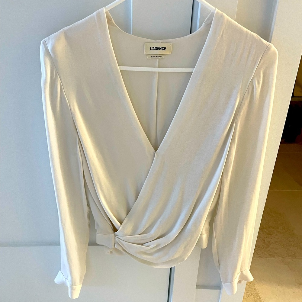 L’agence blouse